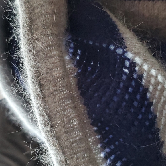 Rabbit fur wool blend sweater - Picture 6 of 6